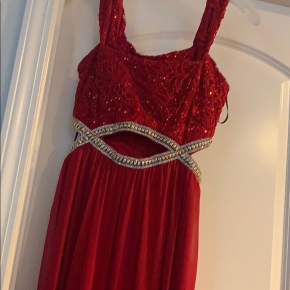 Red formal dress! Worn once! - Picture 7 of 7
